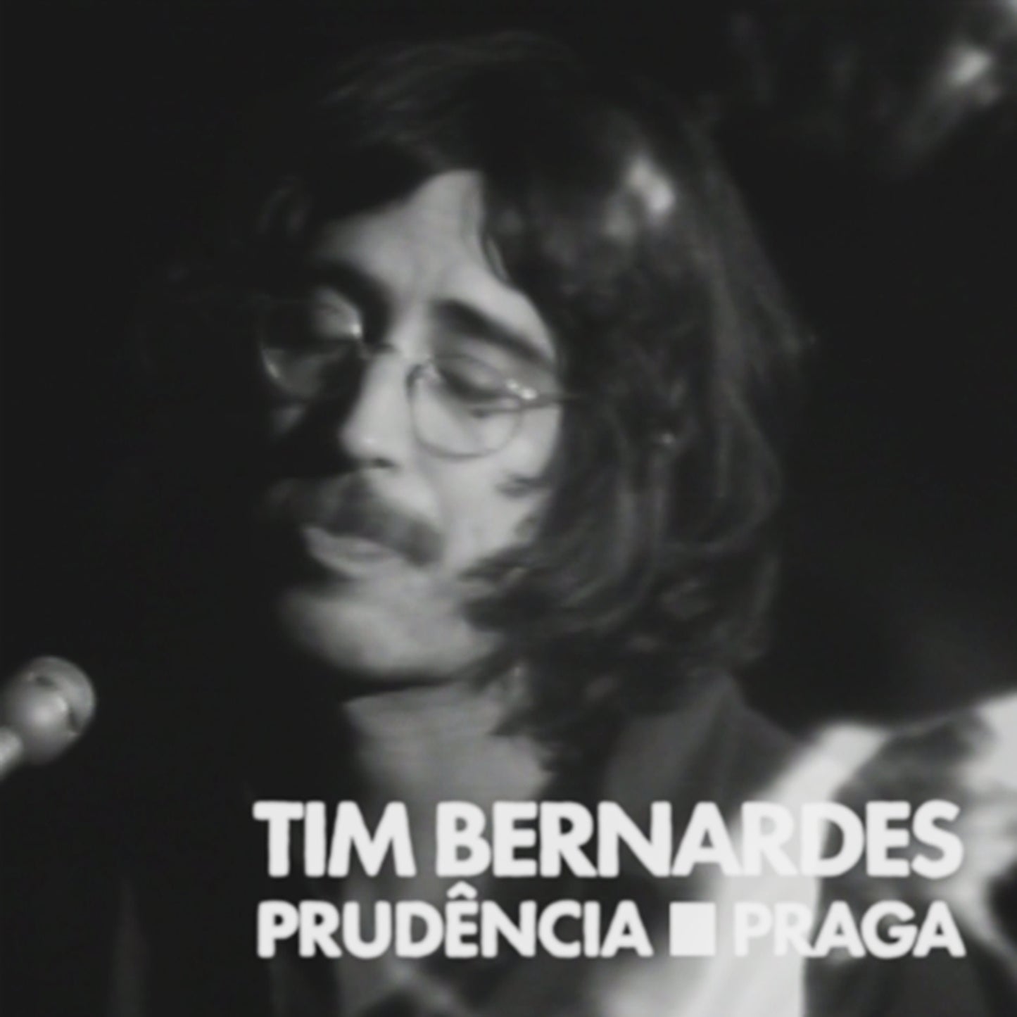 Tim Bernardes 'Prudência / Praga'